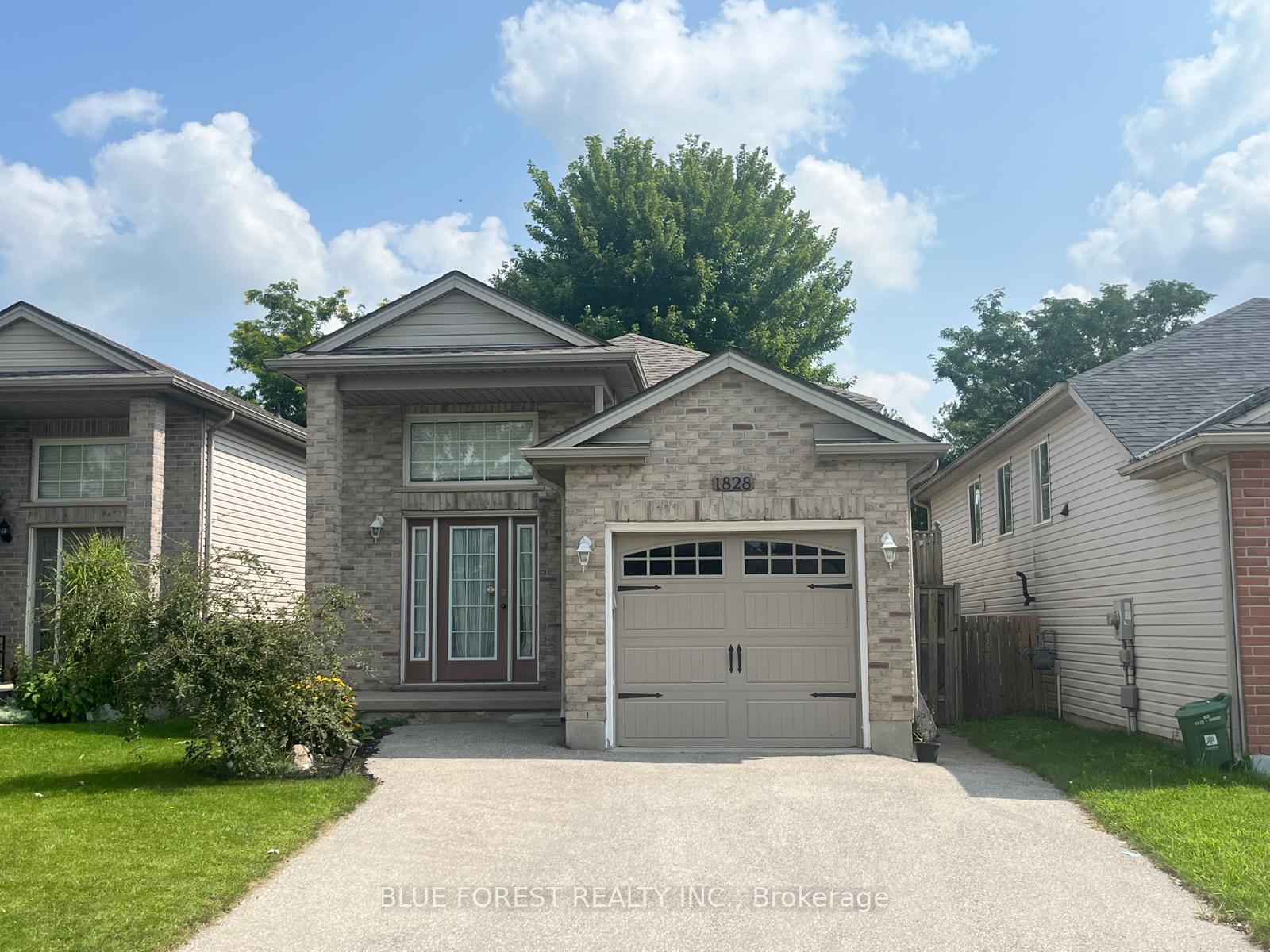 Photo 2 of 1828 Marconi Boulevard, London, East I — HOMEH