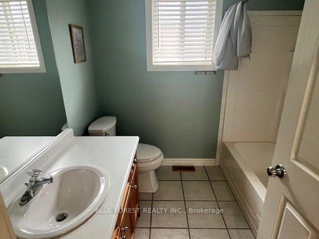 Photo 15 of 1828 Marconi Boulevard, London, East I — HOMEH