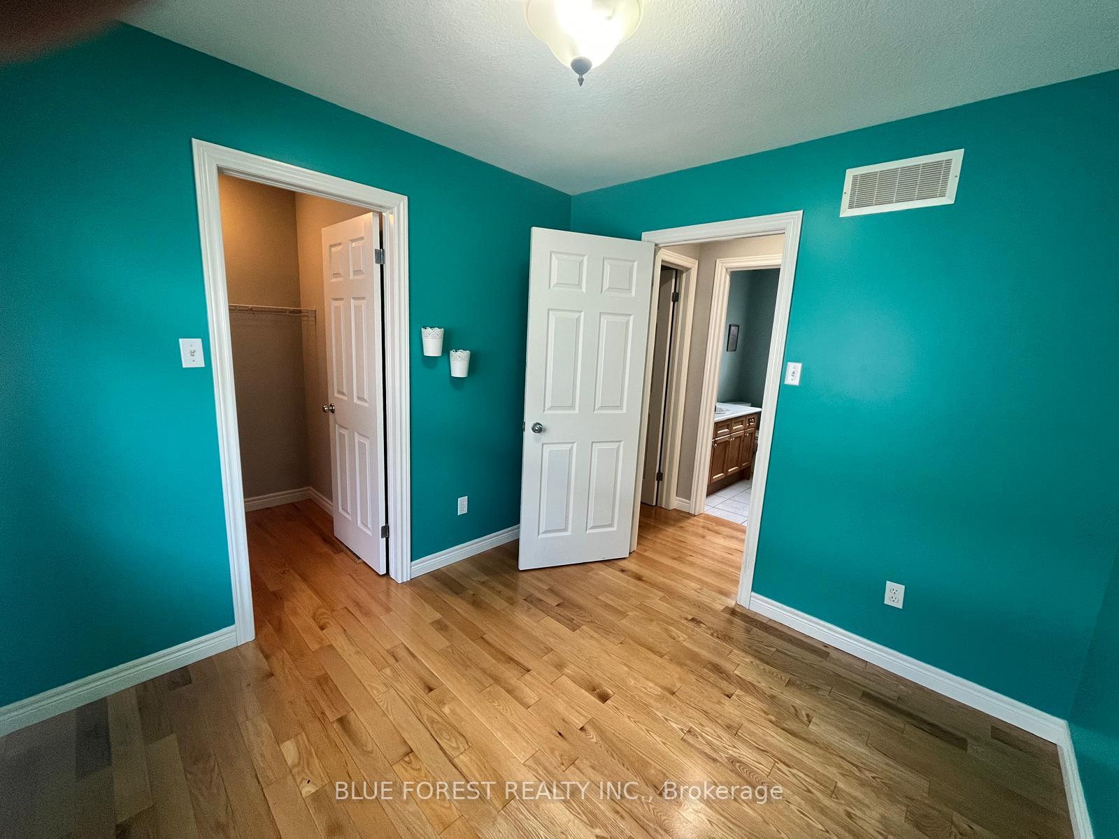 Photo 14 of 1828 Marconi Boulevard, London, East I — HOMEH