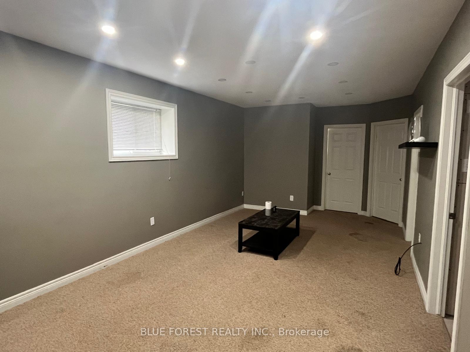Photo 20 of 1828 Marconi Boulevard, London, East I — HOMEH