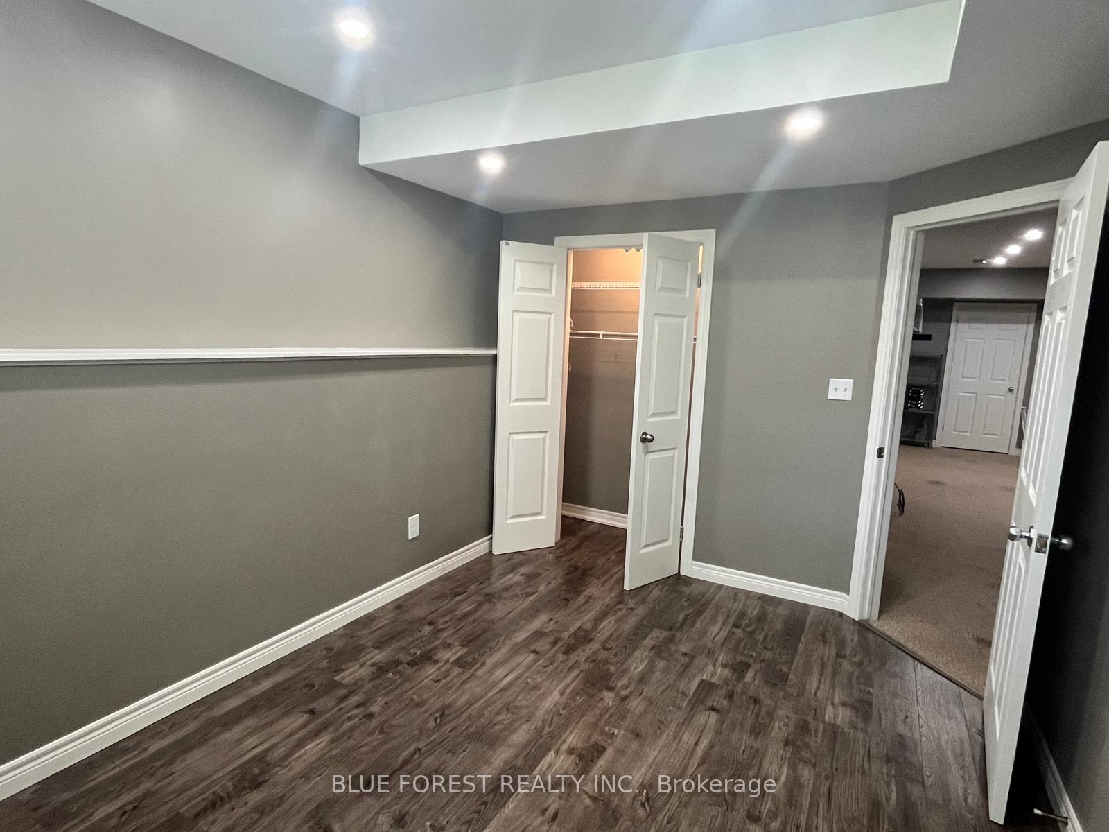 Photo 23 of 1828 Marconi Boulevard, London, East I — HOMEH