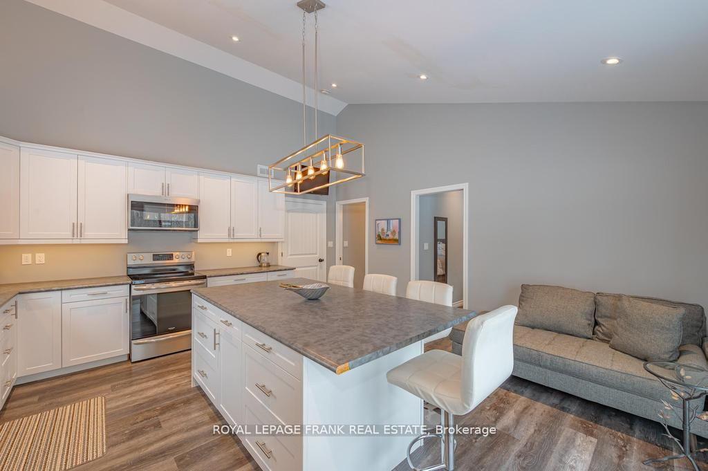 Photo 20 of 24 Ted's Lane, Trent Lakes — HOMEH
