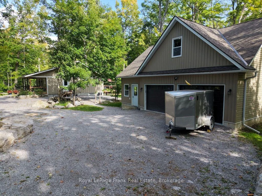 Photo 8 of 24 Ted's Lane, Trent Lakes — HOMEH