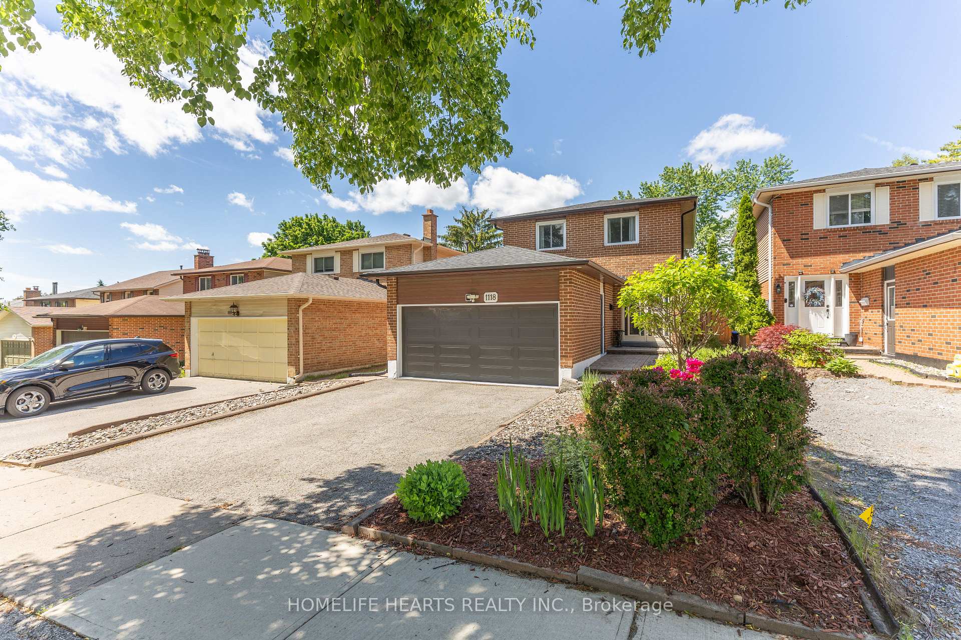 Photo 2 of 1118 Cedarcroft Crescent, Pickering, Liverpool — HOMEH