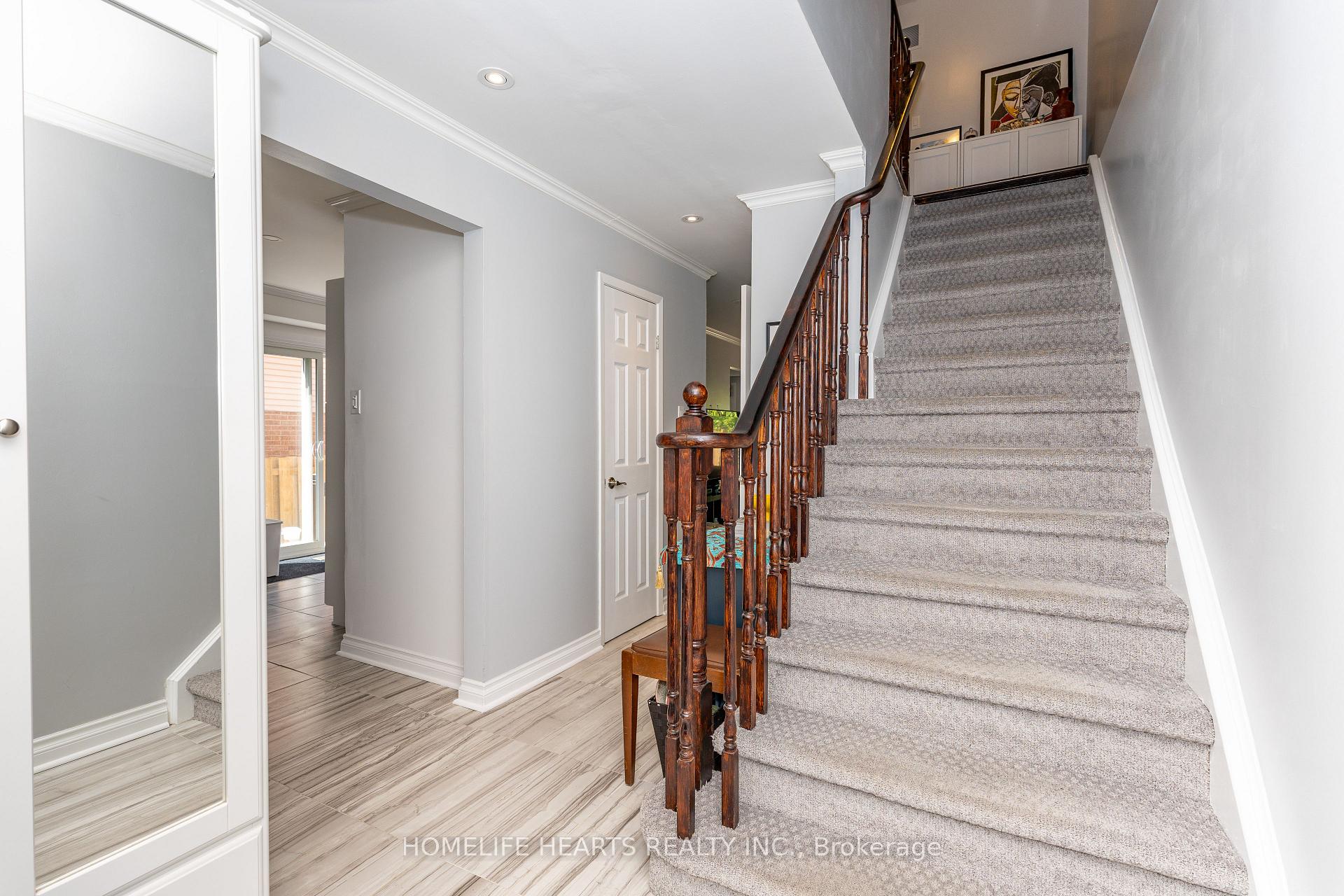 Photo 4 of 1118 Cedarcroft Crescent, Pickering, Liverpool — HOMEH