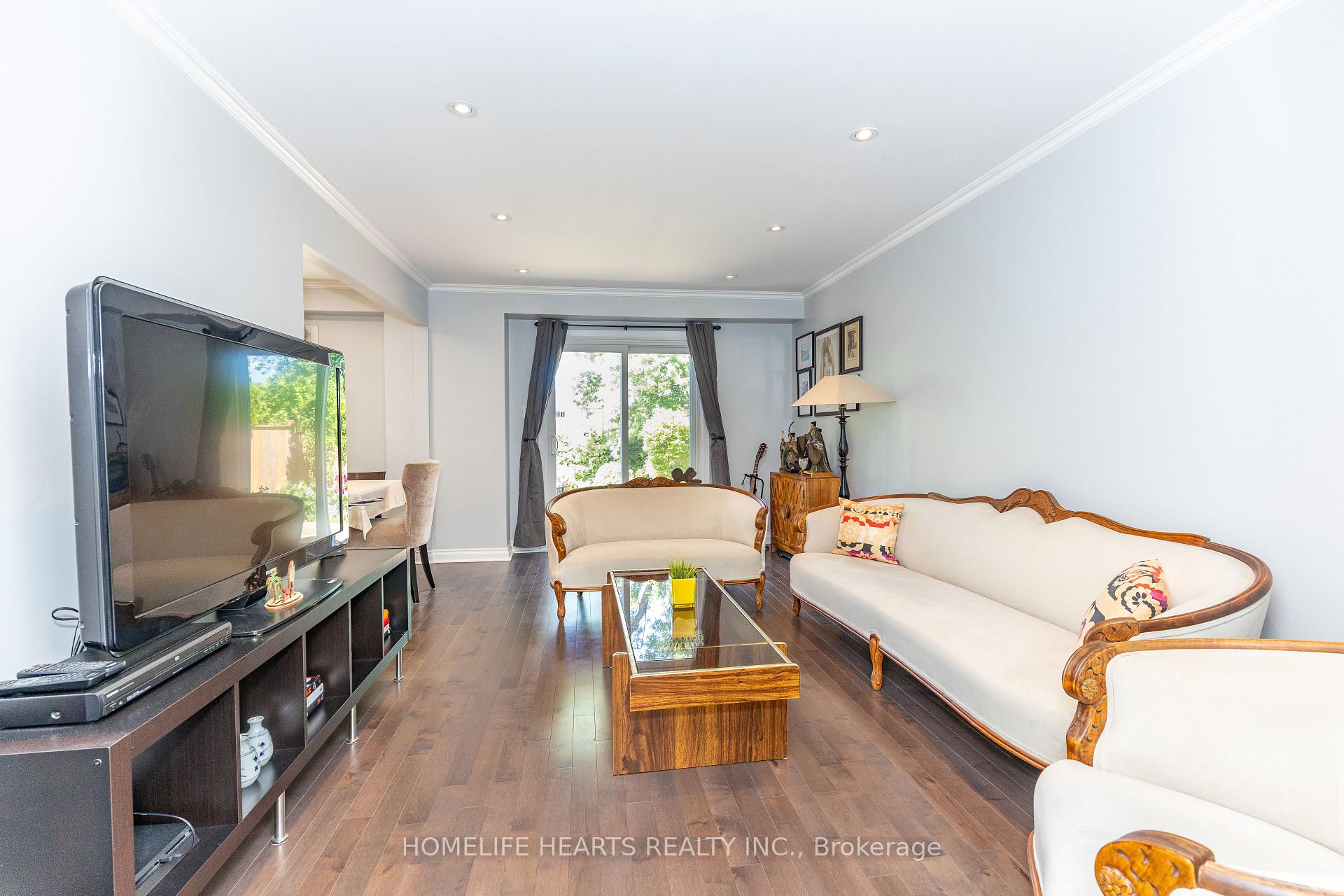 Photo 15 of 1118 Cedarcroft Crescent, Pickering, Liverpool — HOMEH