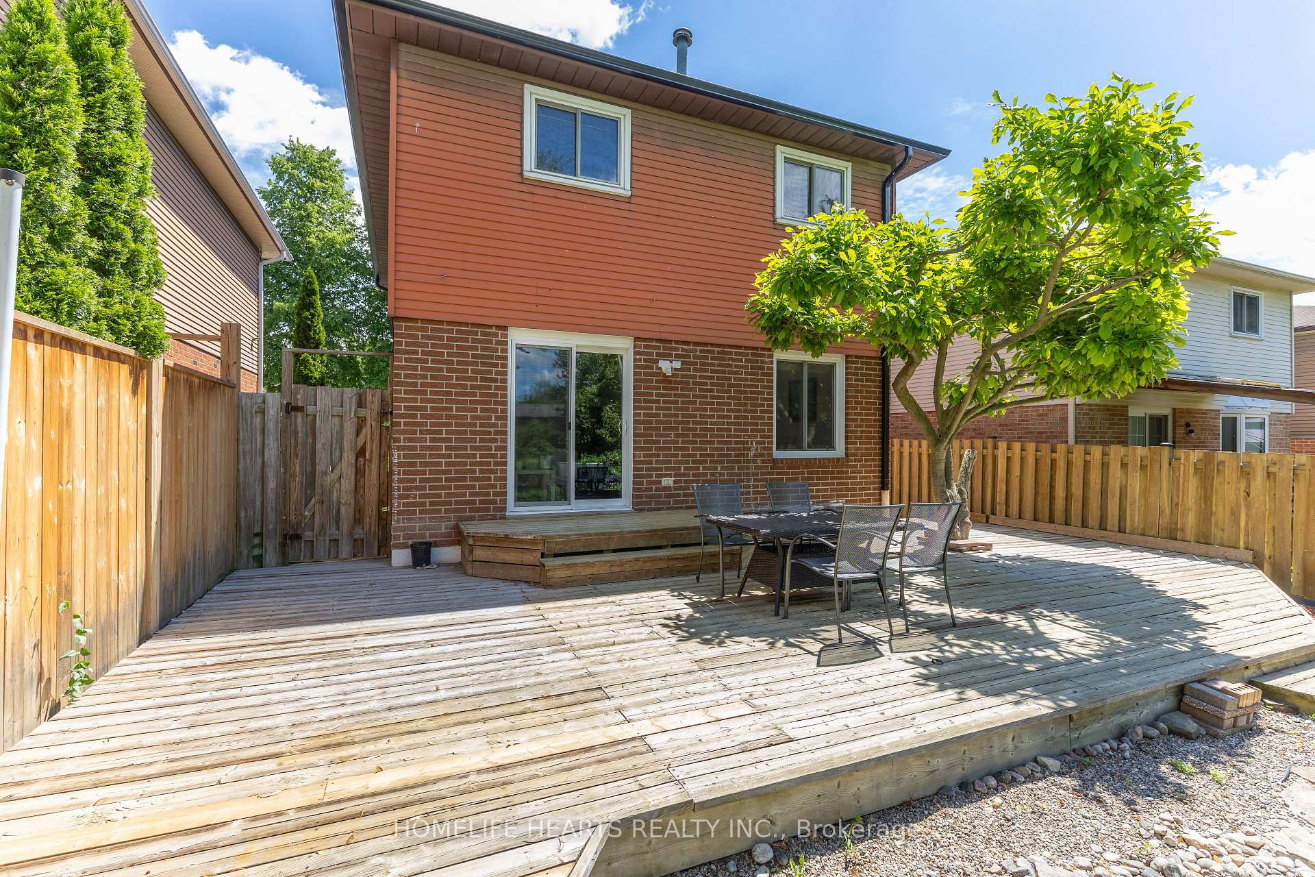 Photo 42 of 1118 Cedarcroft Crescent, Pickering, Liverpool — HOMEH
