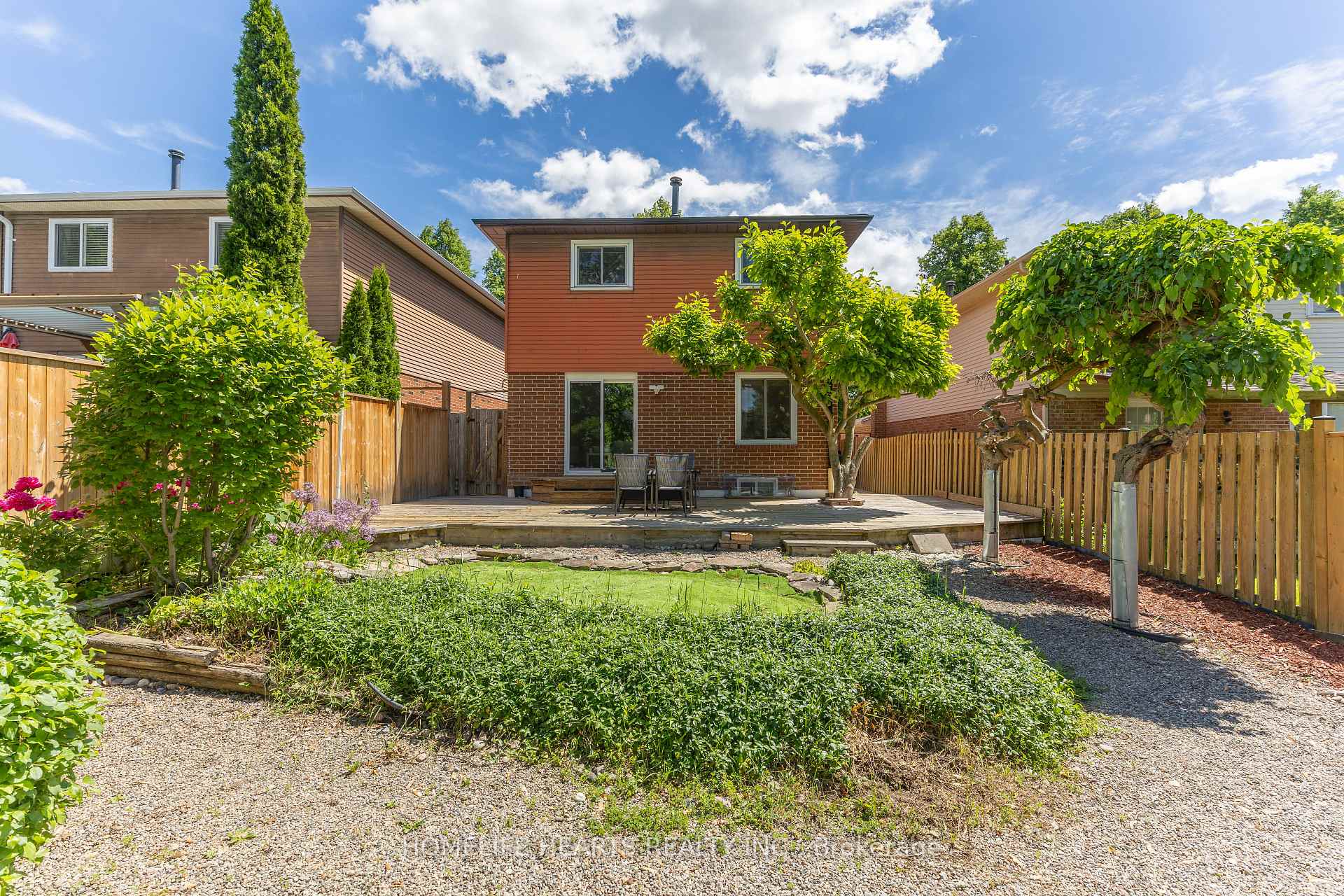 Photo 45 of 1118 Cedarcroft Crescent, Pickering, Liverpool — HOMEH