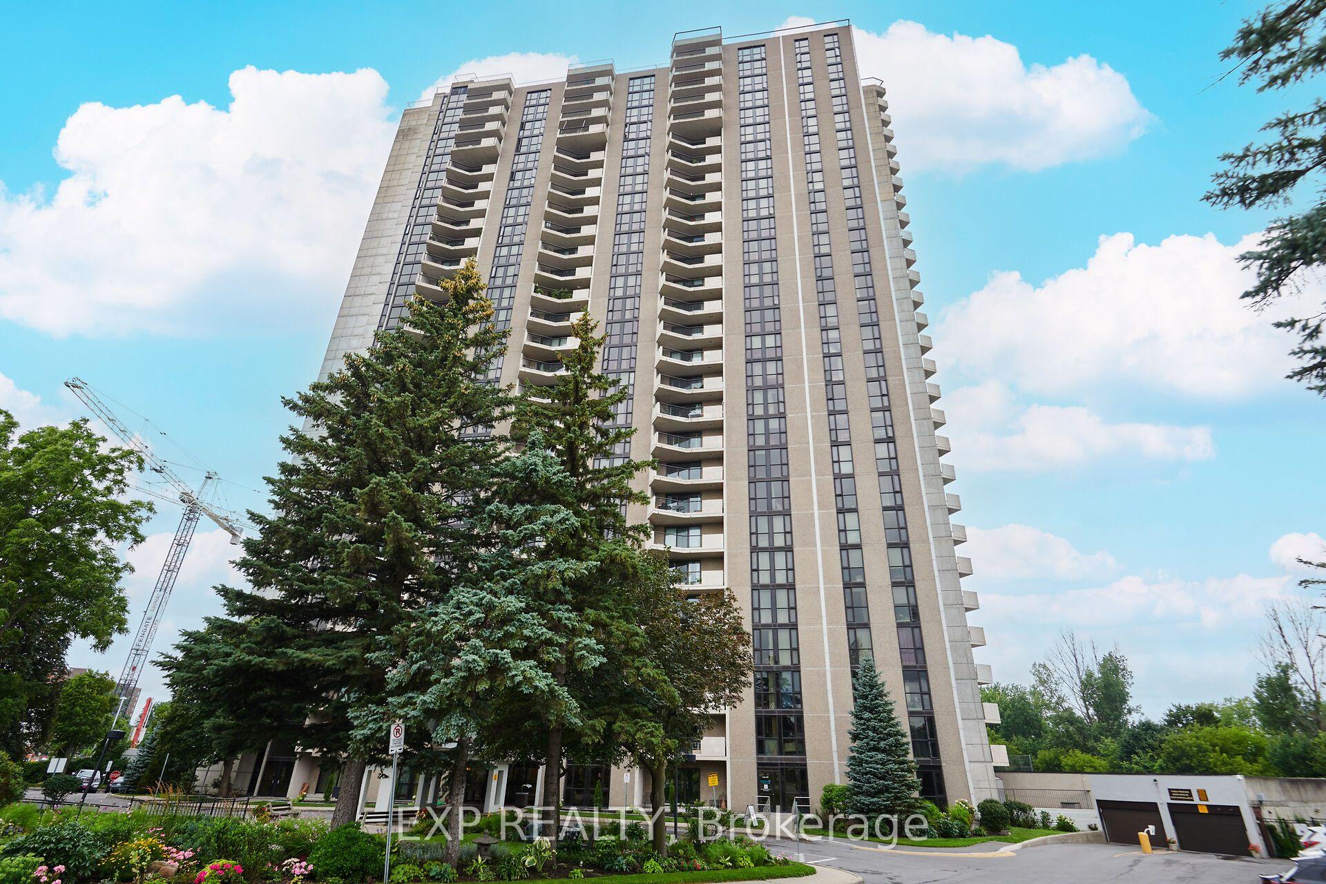 Photo of Unit 704, 1025 Richmond Road