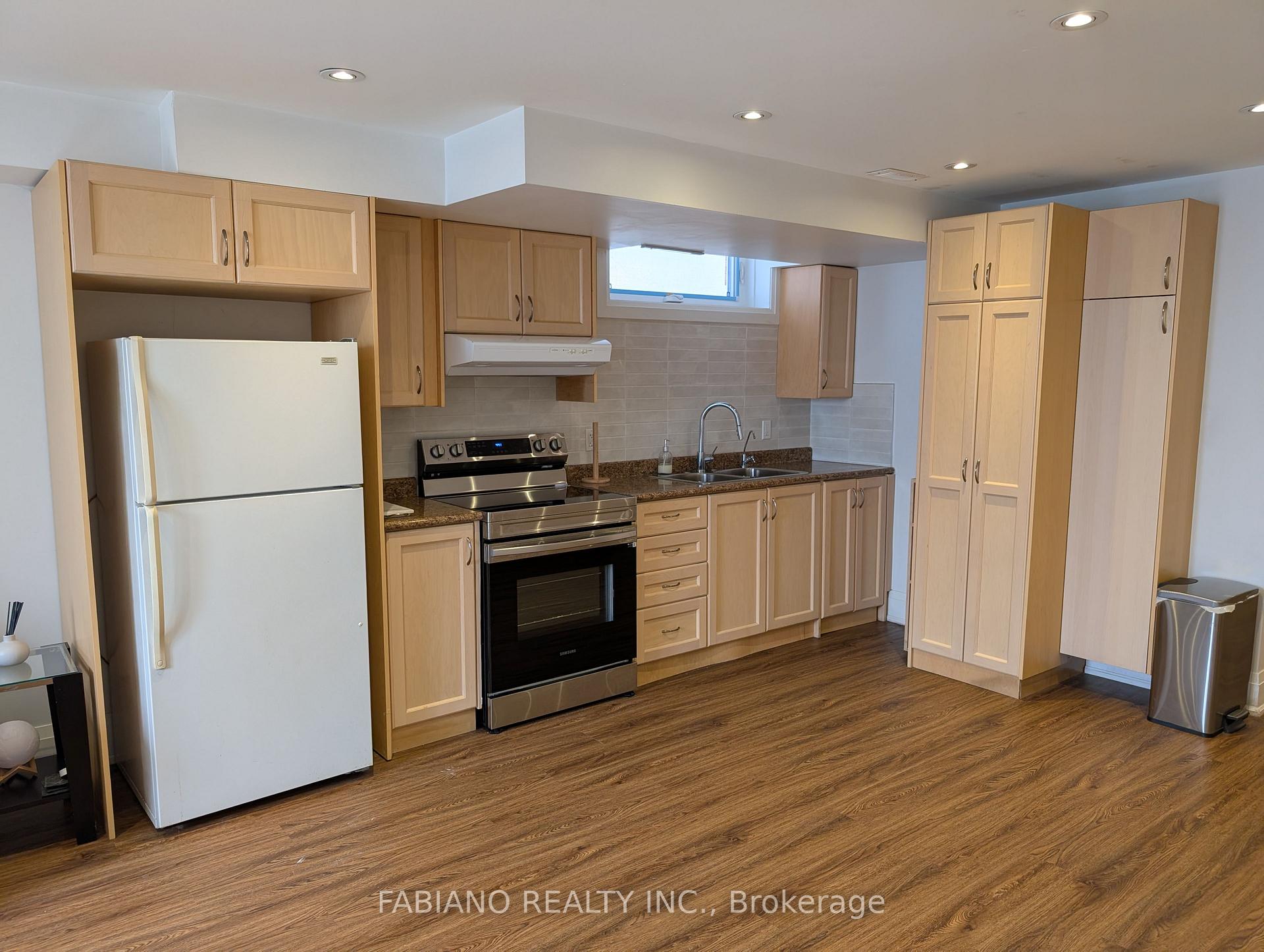 Photo 4 of Unit Lower, 1036 Dovercourt Road, Toronto, Dovercourt-Wallace Emerson-Junction — HOMEH