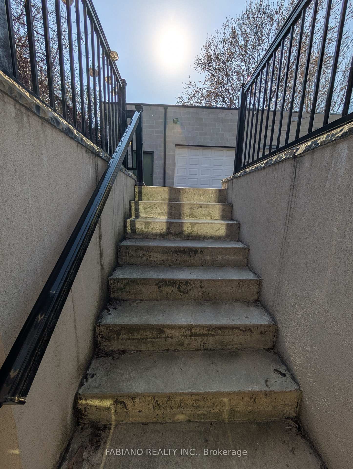 Photo 20 of Unit Lower, 1036 Dovercourt Road, Toronto, Dovercourt-Wallace Emerson-Junction — HOMEH