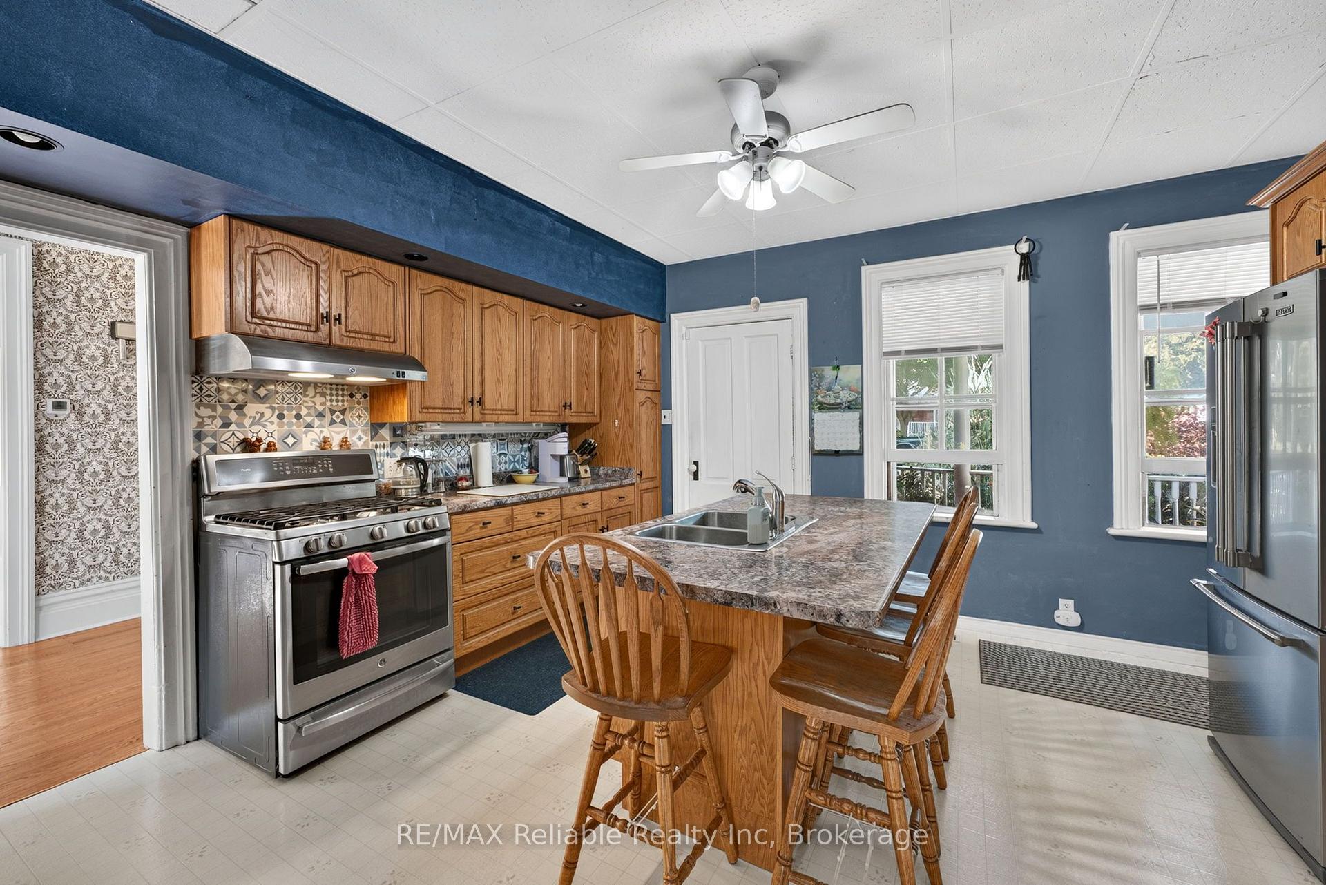 Photo 18 of 111 John Street, Huron East, Seaforth — HOMEH