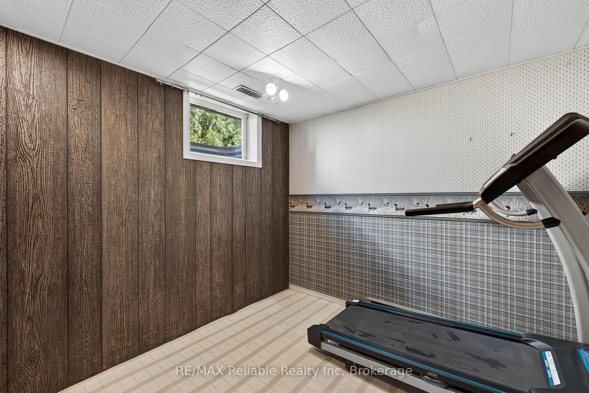 Photo 31 of 111 John Street, Huron East, Seaforth — HOMEH