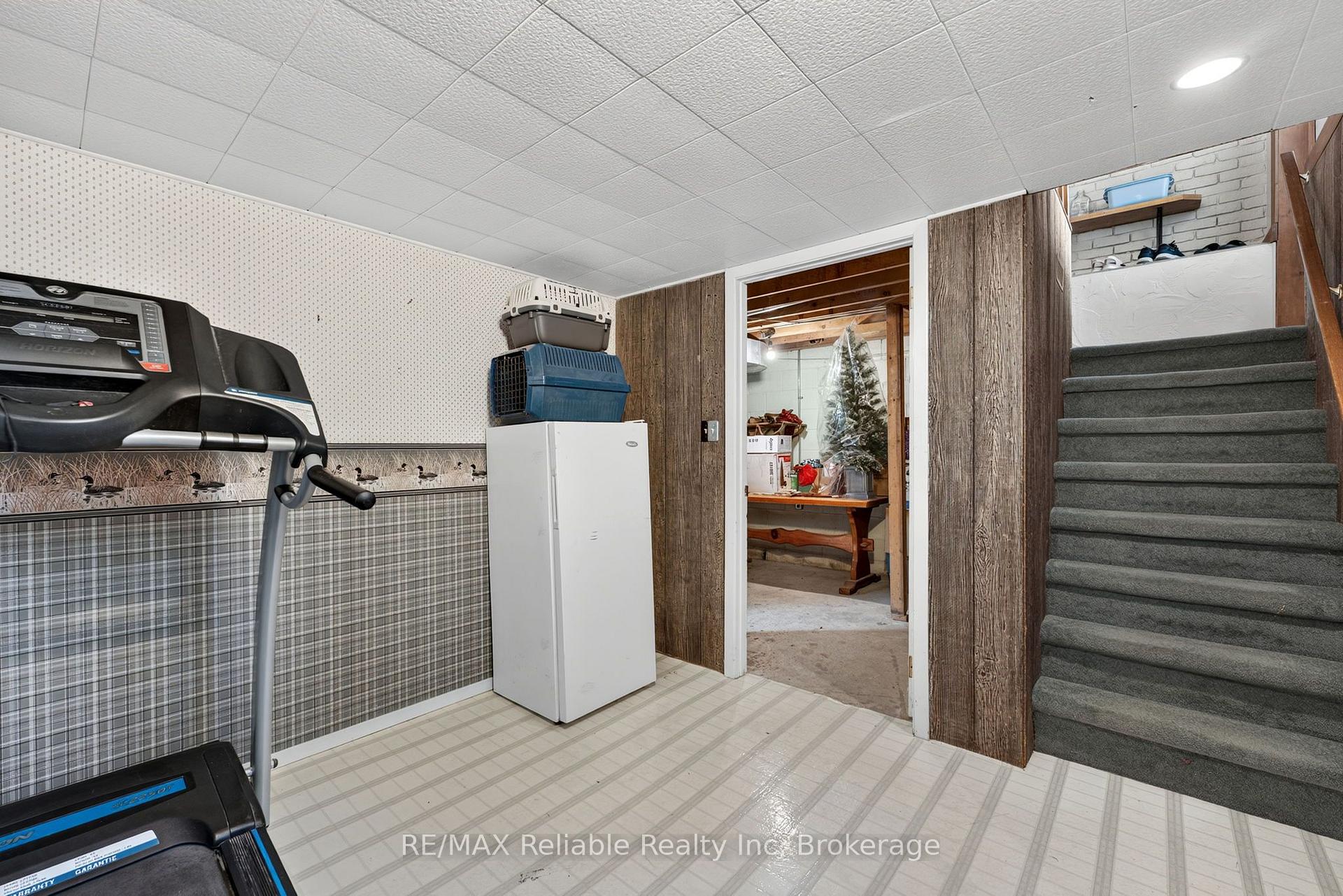 Photo 32 of 111 John Street, Huron East, Seaforth — HOMEH