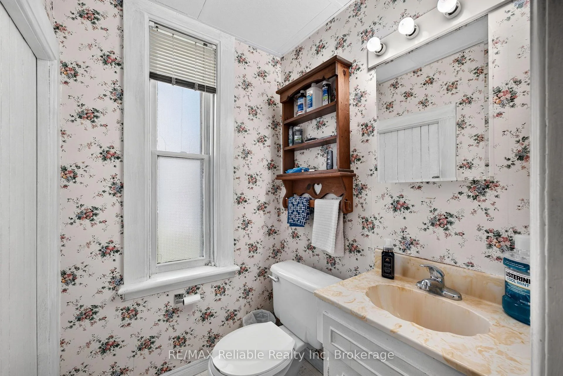 Photo 22 of 111 John Street, Huron East, Seaforth — HOMEH