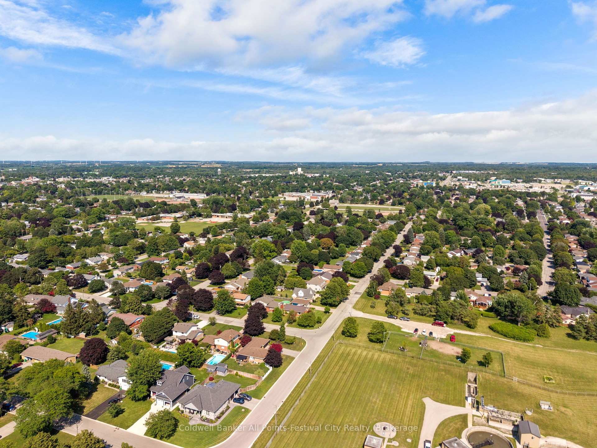 Photo 44 of 323 Warren Street, Goderich, Goderich (Town) — HOMEH
