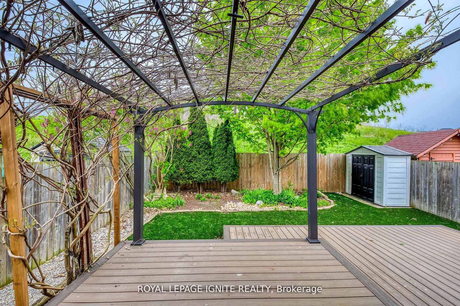 Photo 45 of 64 Templewood Drive, Kitchener, Brigadoon — HOMEH