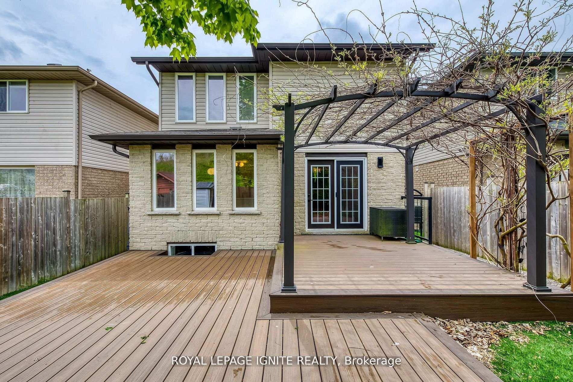 Photo 50 of 64 Templewood Drive, Kitchener, Brigadoon — HOMEH