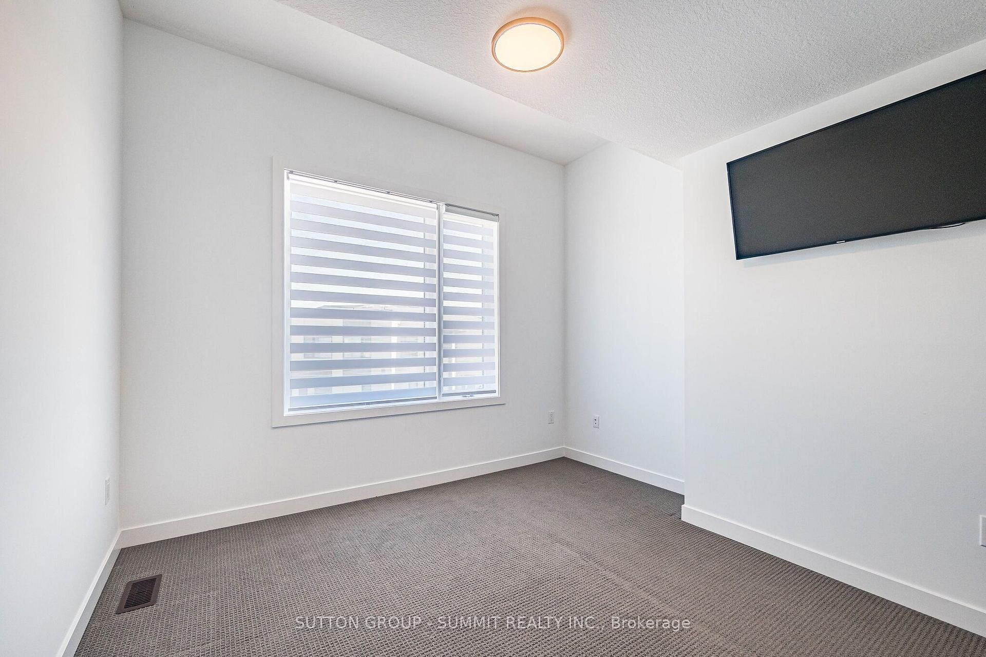 Photo 20 of Unit 93, 590 North Service Road, Hamilton, Lakeshore — HOMEH