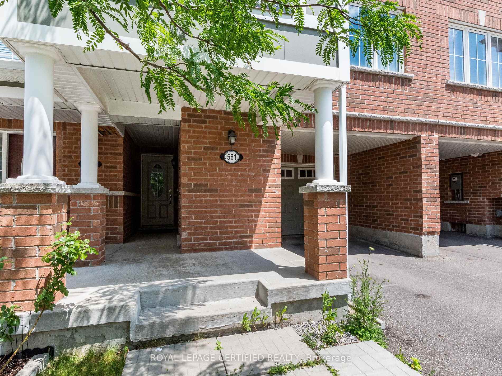 Photo 2 of 581 Allport Gate, Milton, Clarke — HOMEH
