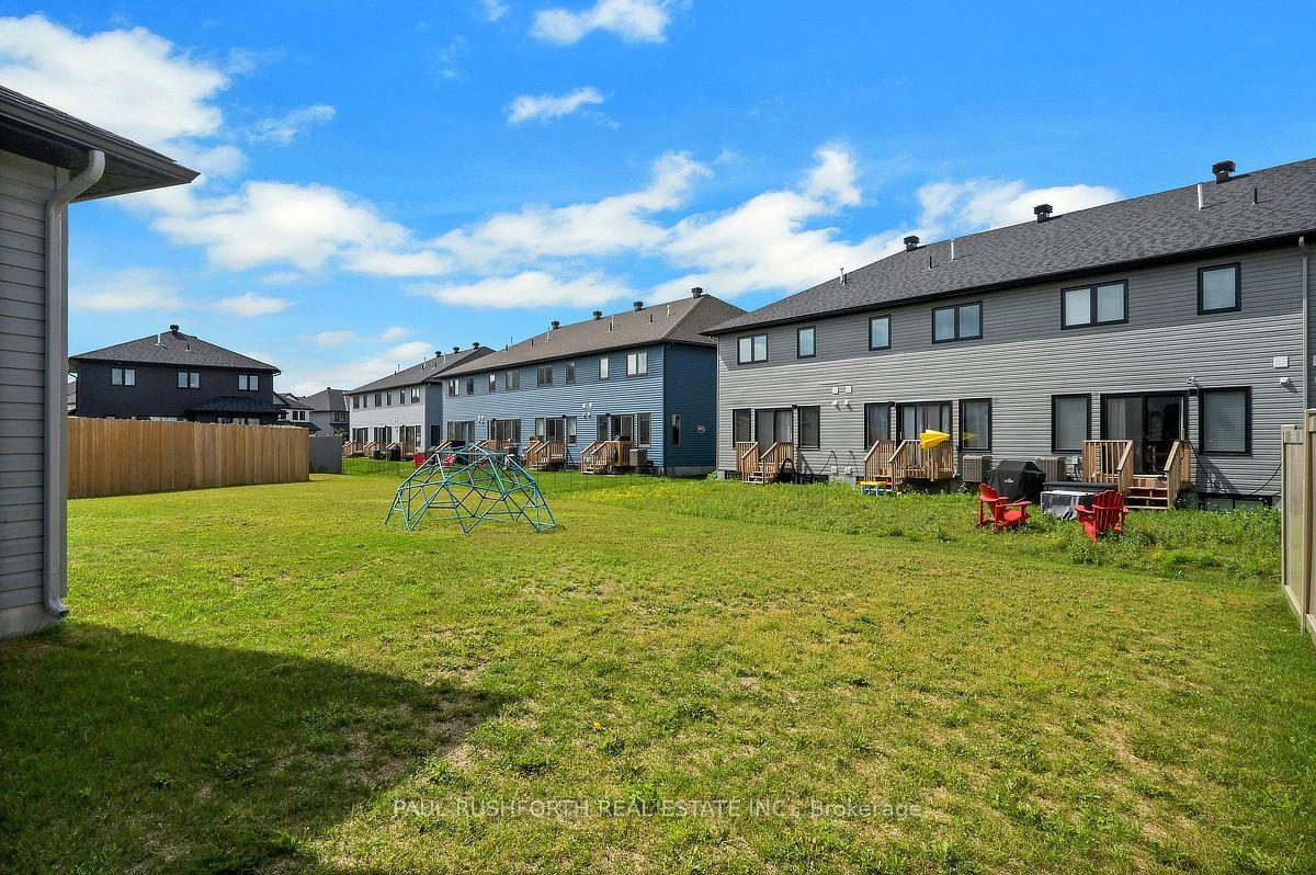 Photo 33 of 30 Dowdall Circle, Carleton Place, Carleton Place — HOMEH