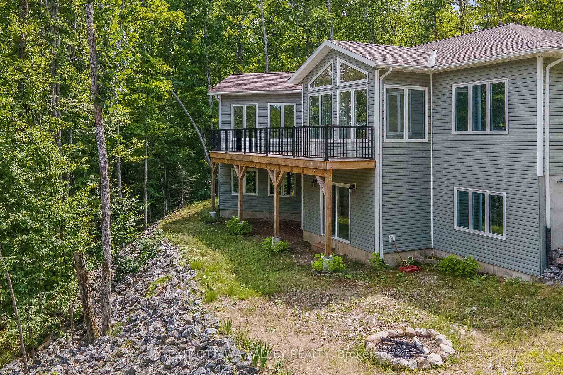 Photo 2 of 698 Mitchell Road, Madawaska Valley, Madawaska Valley — HOMEH