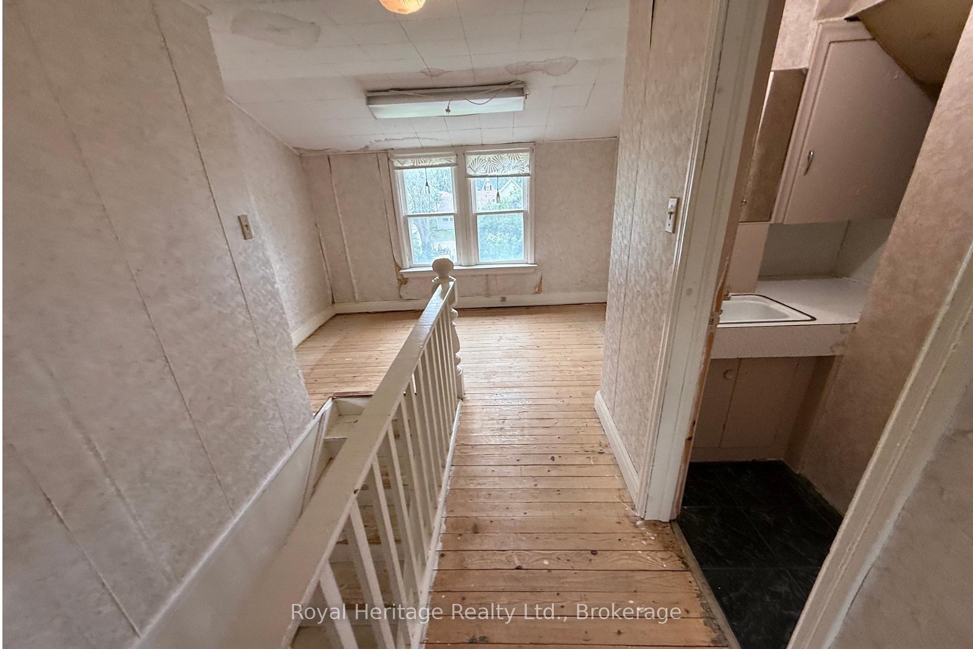 Photo 18 of 12 Dufferin Street, Brighton — HOMEH