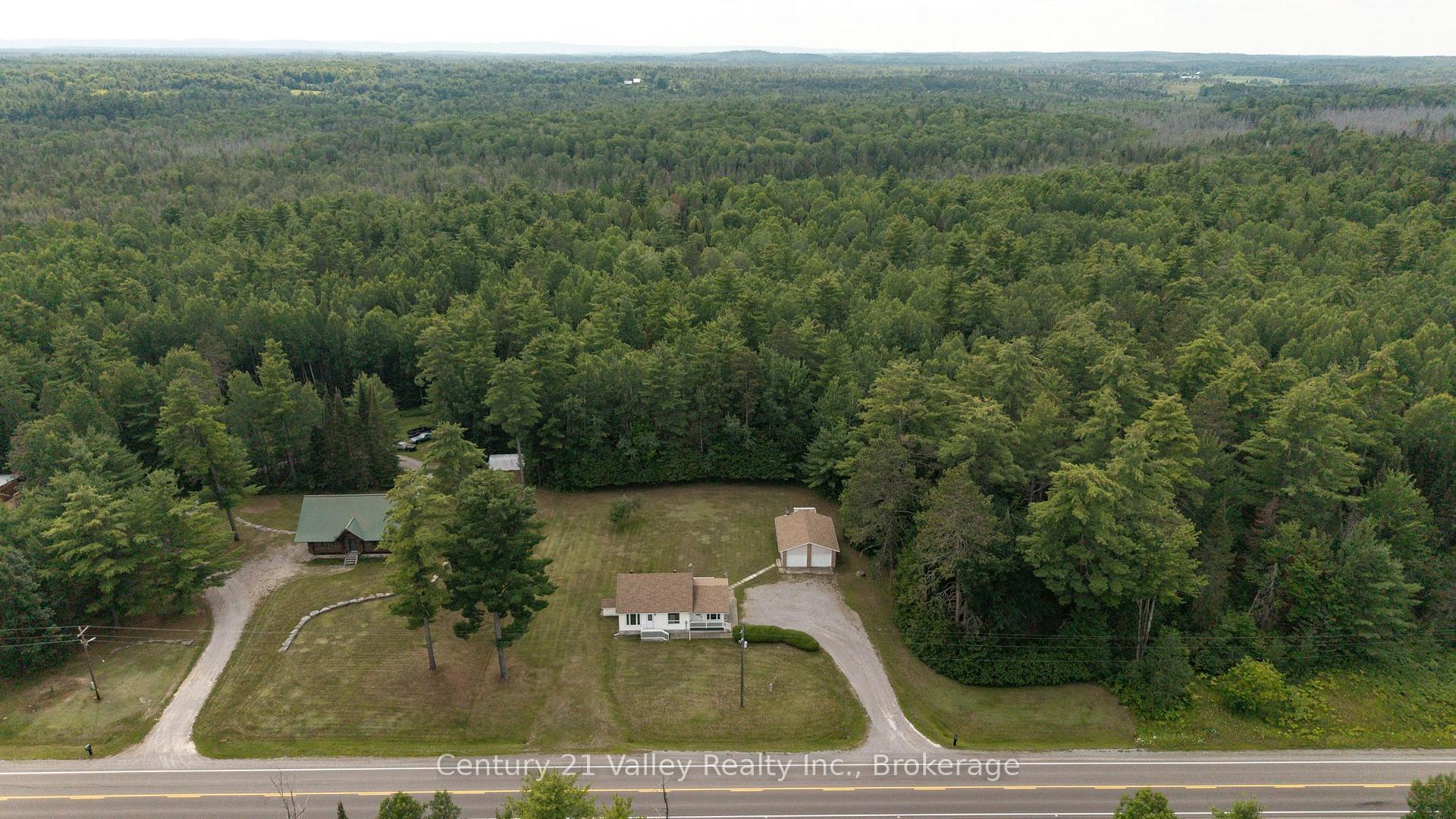 Photo 3 of 33949 41 Highway, Bonnechere Valley, Eganville/Bonnechere Twp — HOMEH