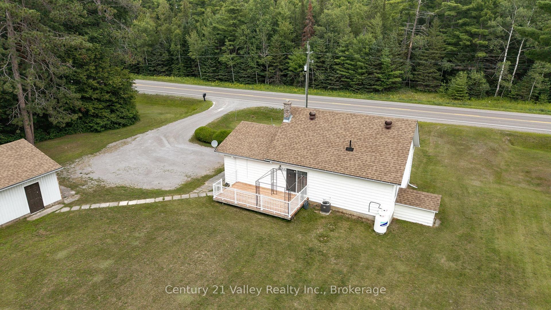 Photo 6 of 33949 41 Highway, Bonnechere Valley, Eganville/Bonnechere Twp — HOMEH