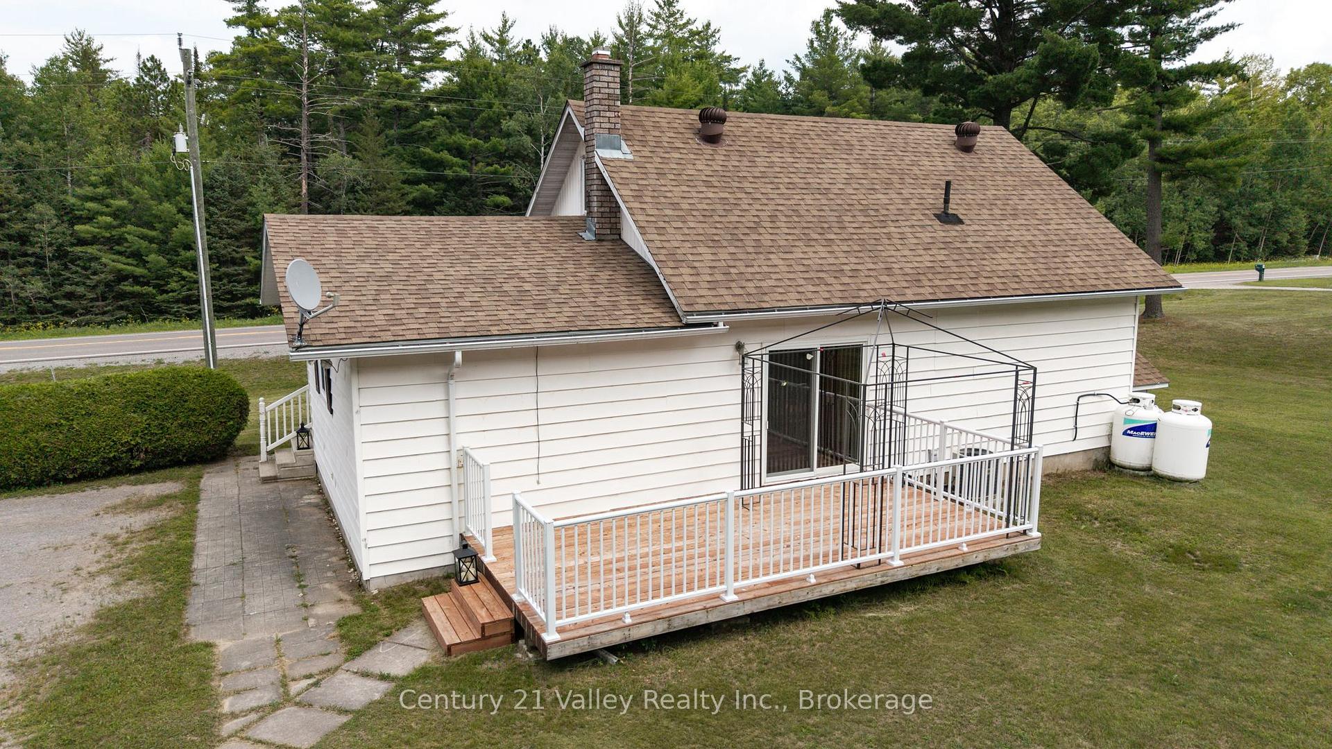 Photo 7 of 33949 41 Highway, Bonnechere Valley, Eganville/Bonnechere Twp — HOMEH