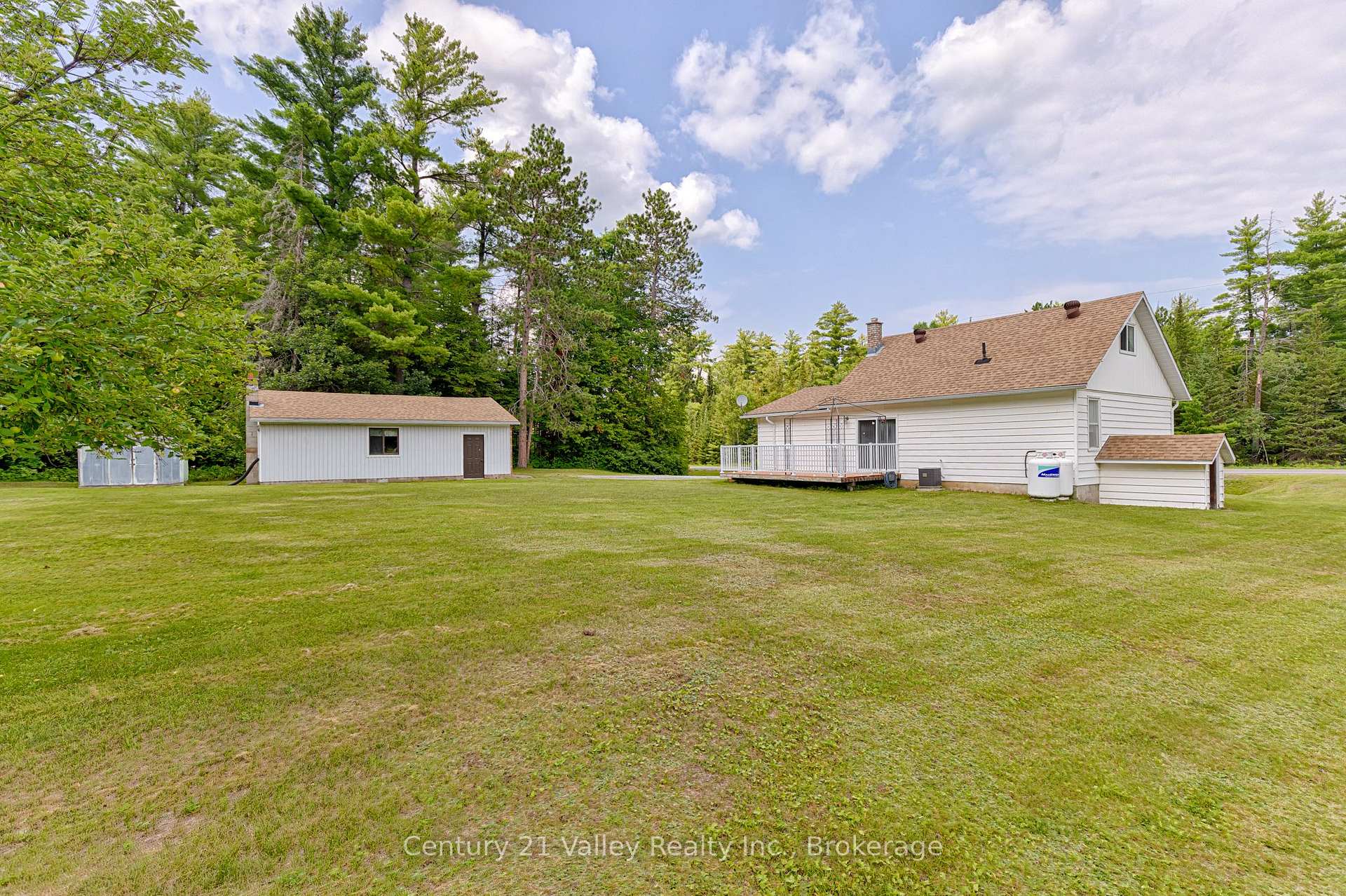 Photo 8 of 33949 41 Highway, Bonnechere Valley, Eganville/Bonnechere Twp — HOMEH