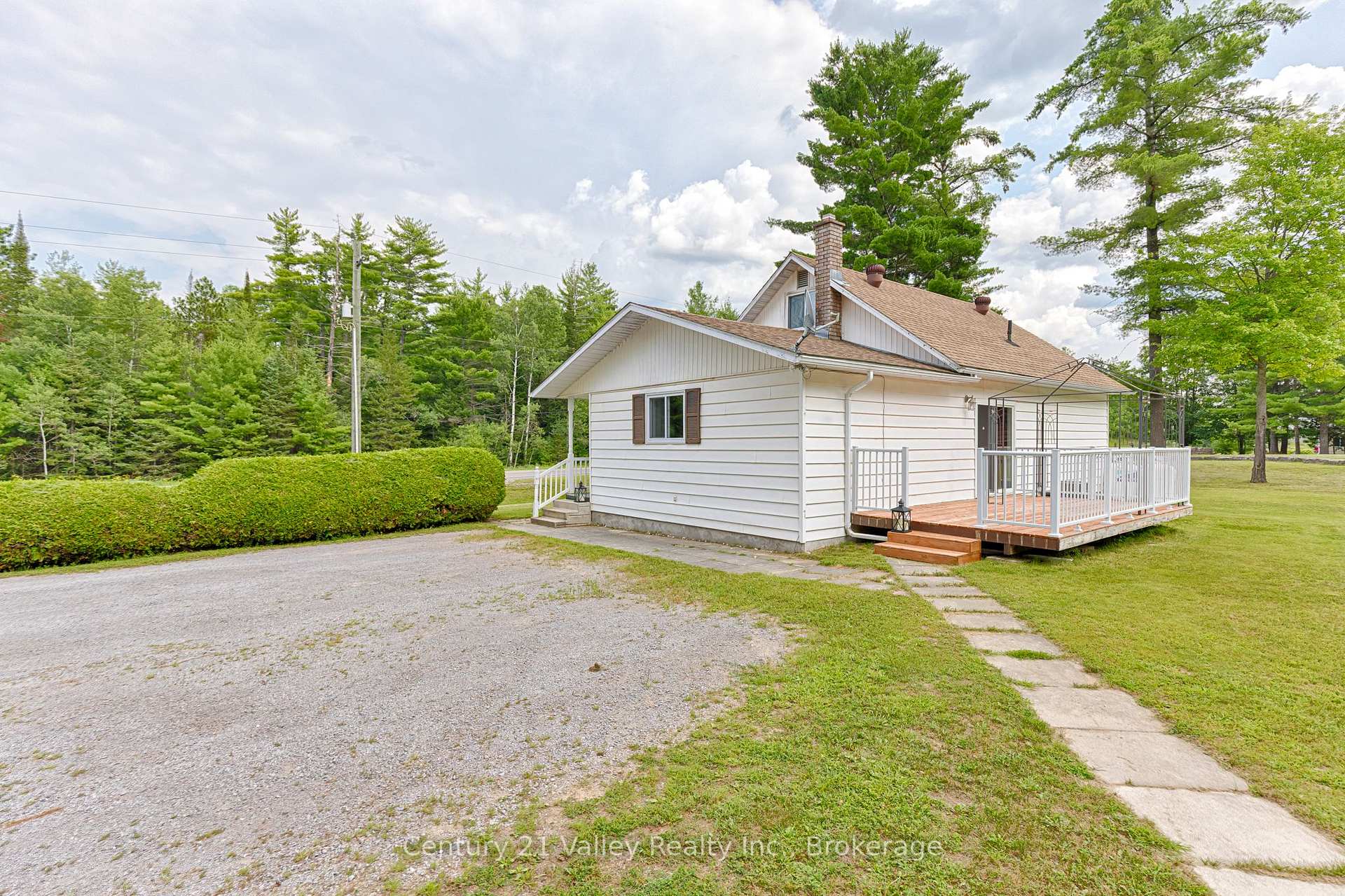 Photo 10 of 33949 41 Highway, Bonnechere Valley, Eganville/Bonnechere Twp — HOMEH