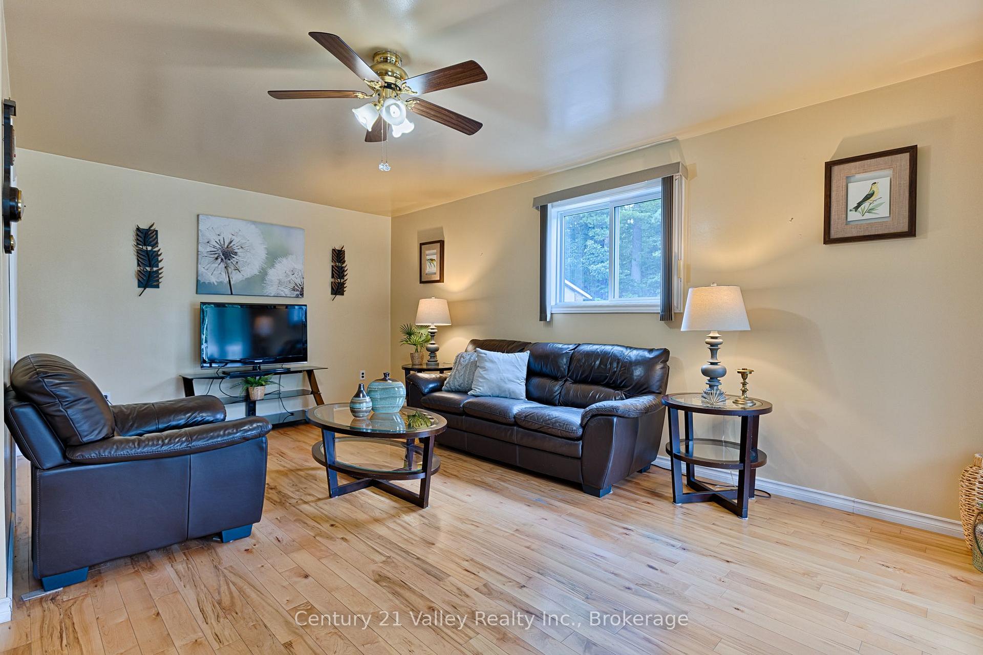 Photo 13 of 33949 41 Highway, Bonnechere Valley, Eganville/Bonnechere Twp — HOMEH