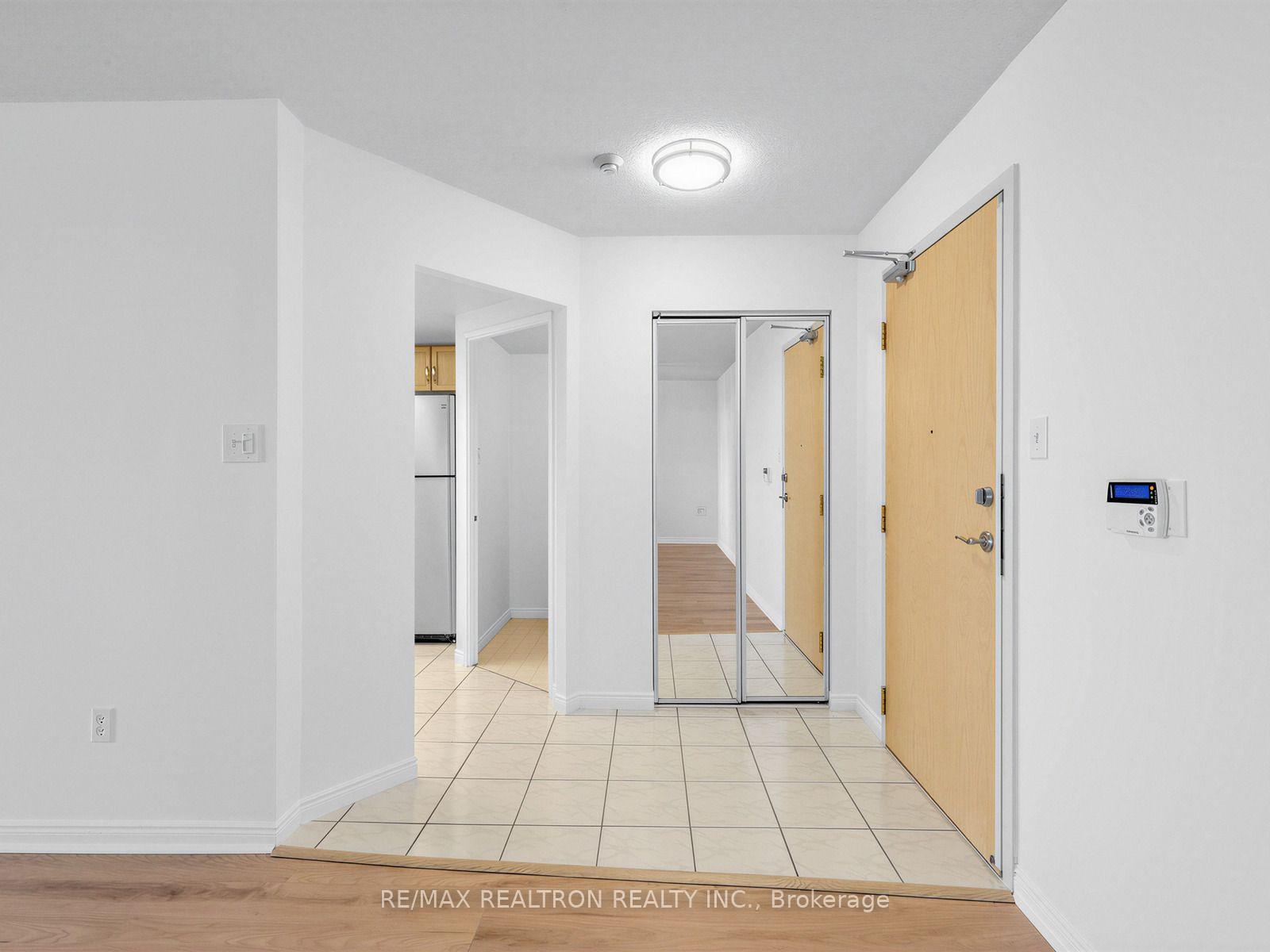 Photo 5 of Unit 1079, 1 Greystone Walk Drive, Scarborough, Kennedy Park — HOMEH
