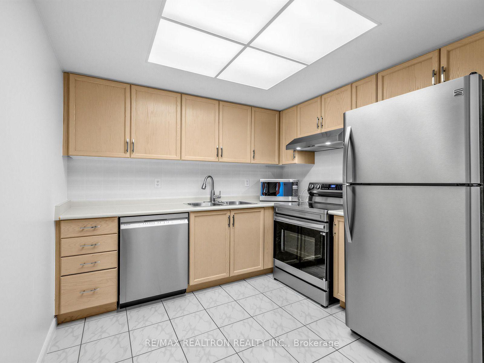 Photo 6 of Unit 1079, 1 Greystone Walk Drive, Scarborough, Kennedy Park — HOMEH