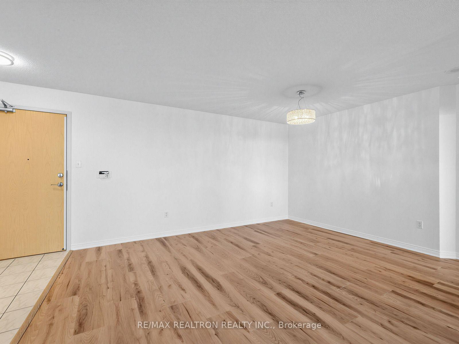 Photo 11 of Unit 1079, 1 Greystone Walk Drive, Scarborough, Kennedy Park — HOMEH