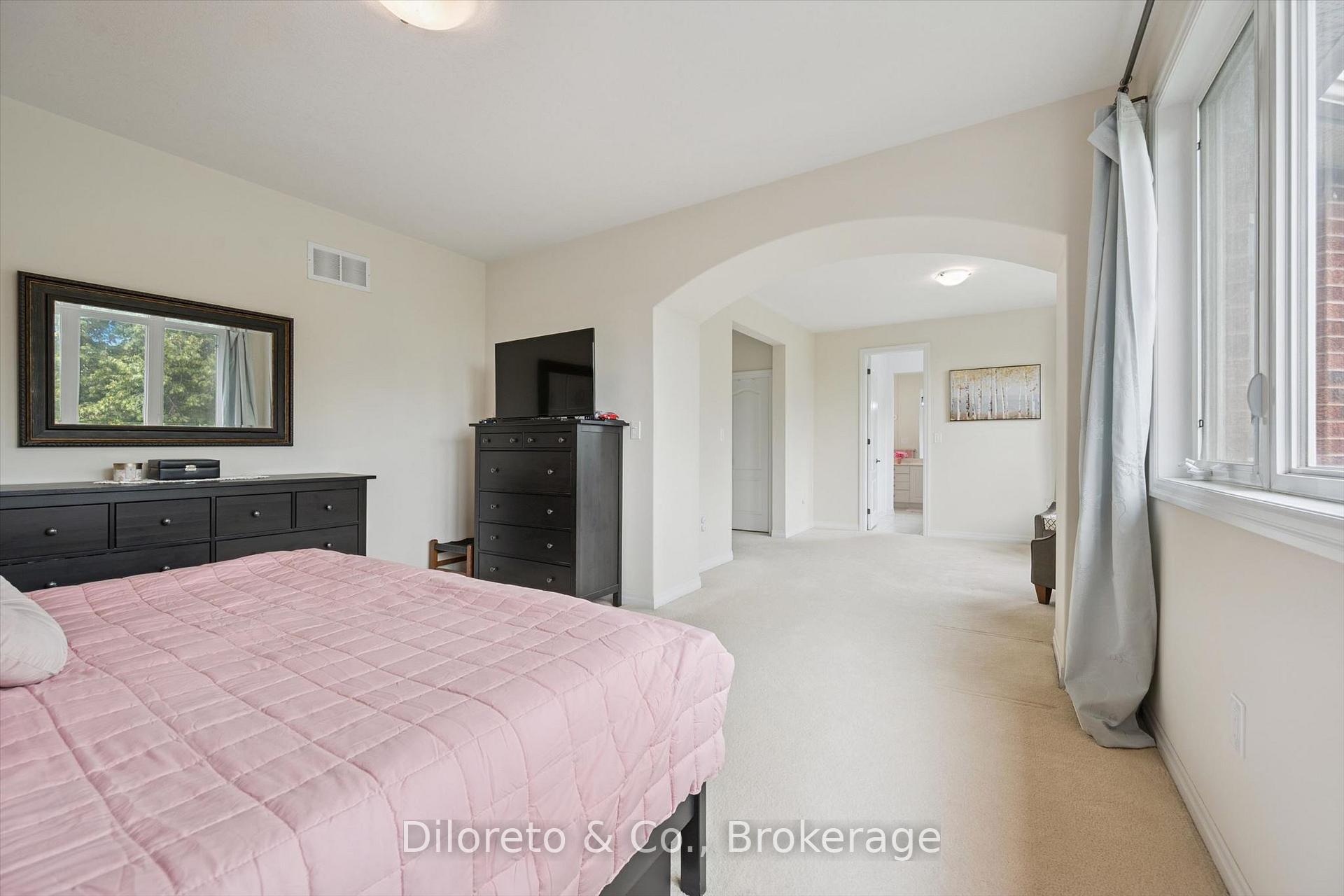Photo 28 of 23 Lands Court, Cambridge, Silver Heights — HOMEH
