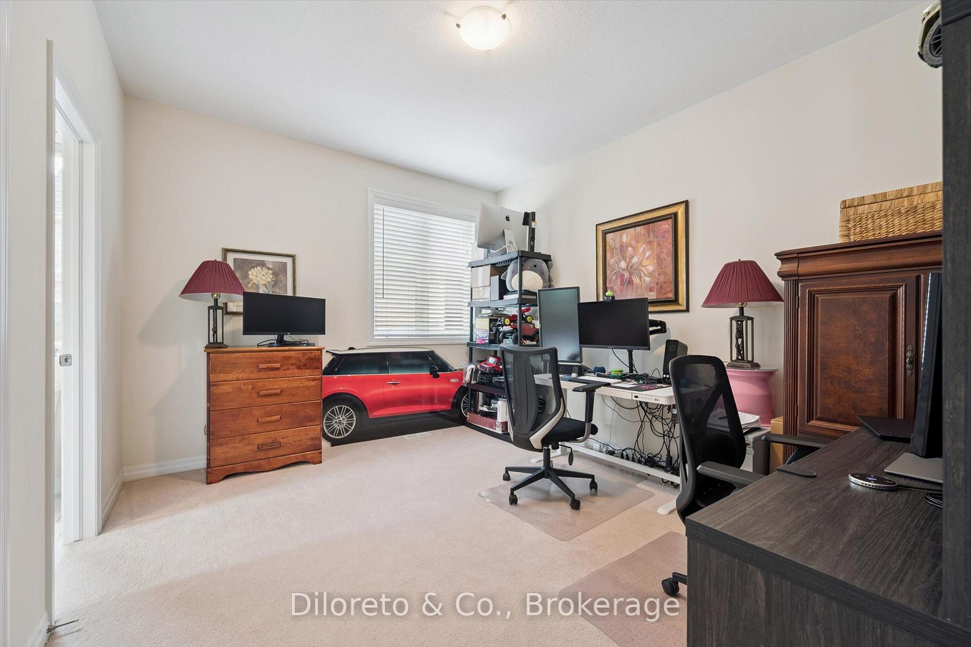 Photo 38 of 23 Lands Court, Cambridge, Silver Heights — HOMEH
