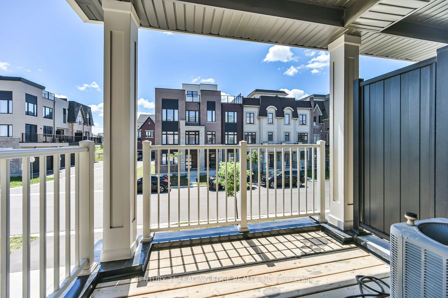 Photo 17 of 30 William Shearn Crescent, Markham, Angus Glen — HOMEH