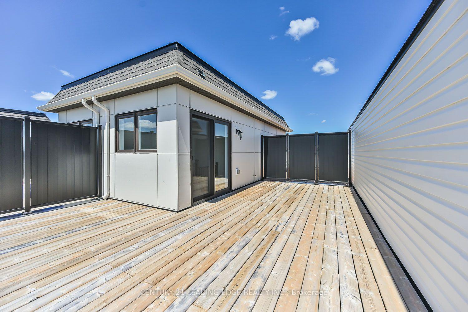 Photo 32 of 30 William Shearn Crescent, Markham, Angus Glen — HOMEH