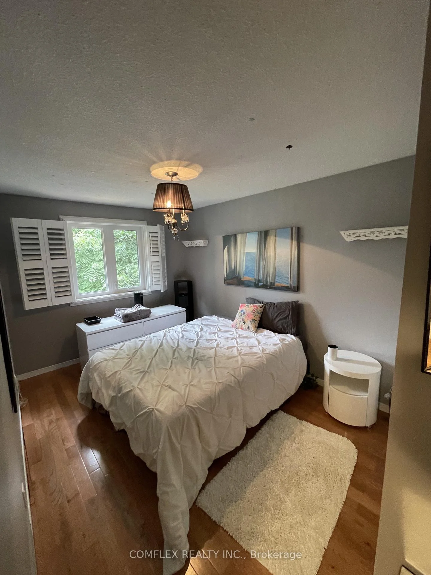 Photo 10 of 875 Exeter Street, Oshawa, Centennial — HOMEH