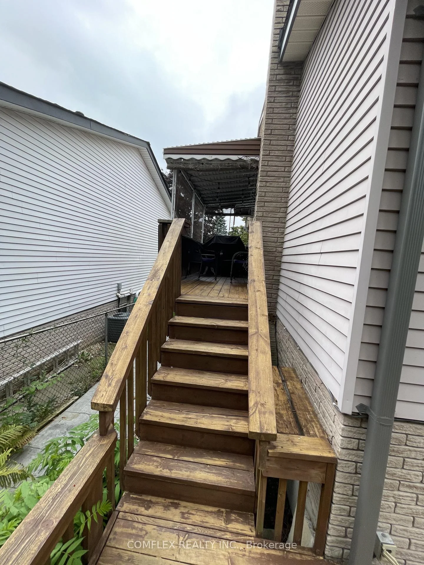 Photo 16 of 875 Exeter Street, Oshawa, Centennial — HOMEH