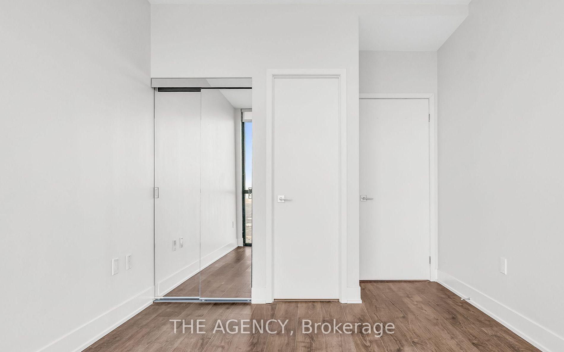 Photo 12 of Unit 3707, 2908 Highway 7, Vaughan, Concord — HOMEH