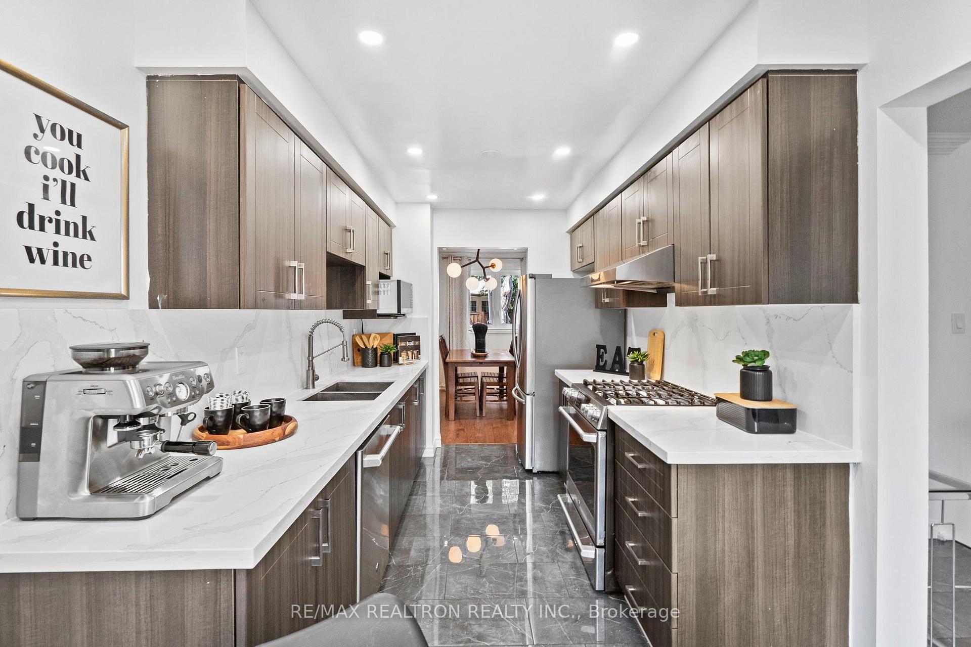 Photo 17 of 52 Hood Crescent, Scarborough, Steeles — HOMEH