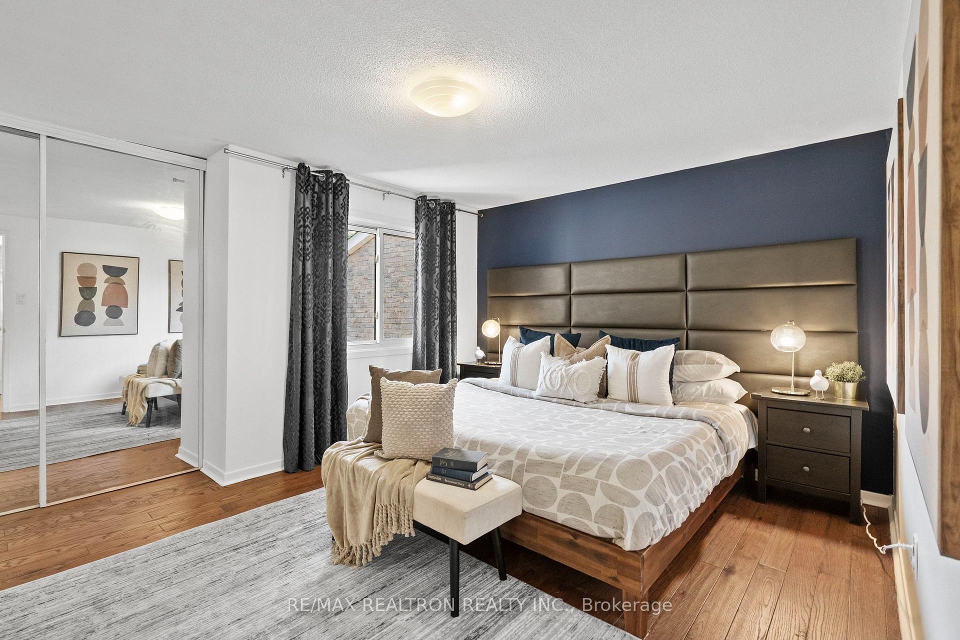 Photo 20 of 52 Hood Crescent, Scarborough, Steeles — HOMEH