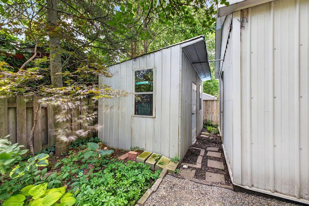 Photo 8 of Unit Lower, 191 East 43rd Street, Hamilton, Sunninghill — HOMEH