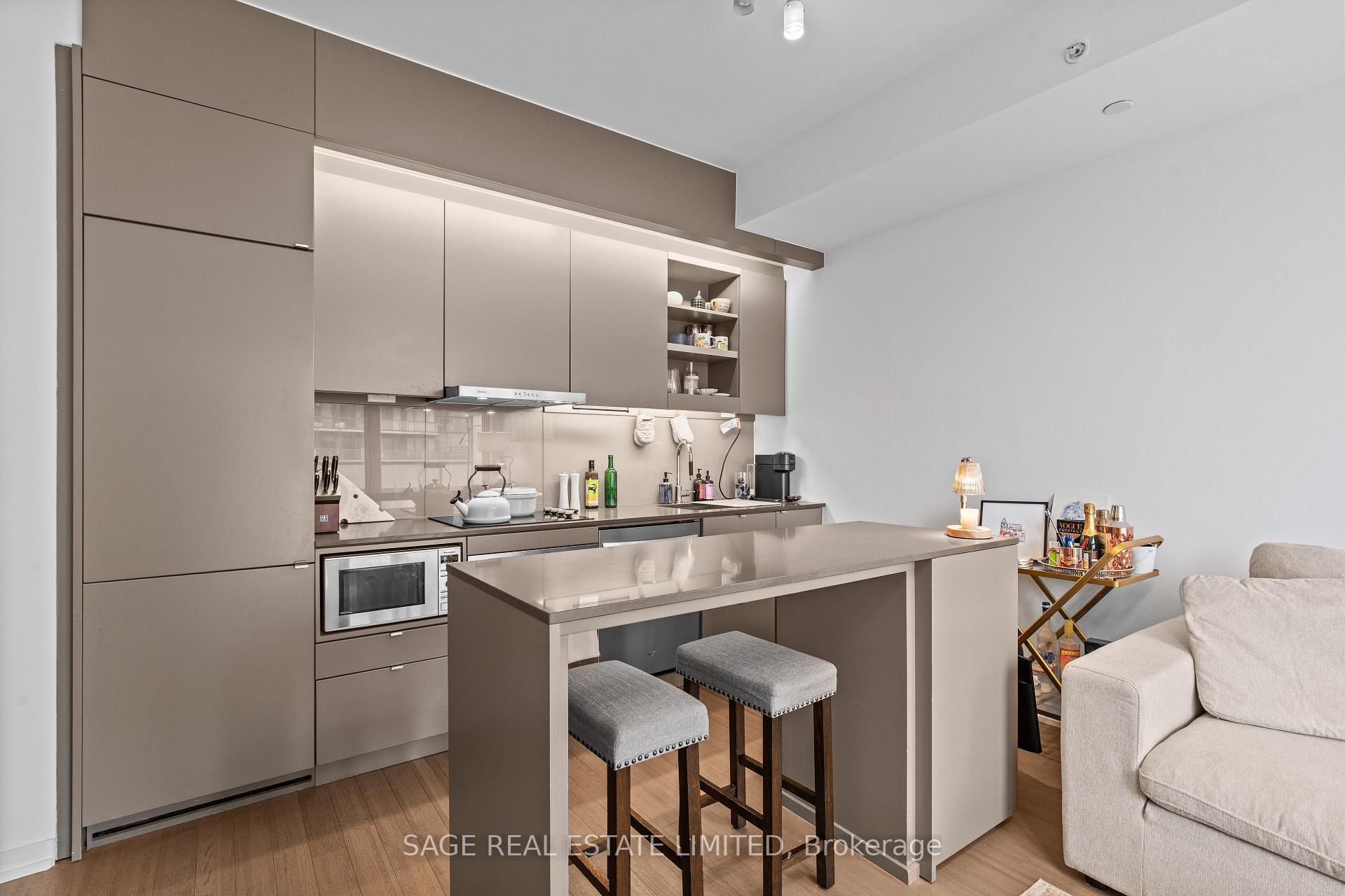 Photo 7 of Unit 3308, 101 Peter Street, Toronto, Waterfront Communities — HOMEH