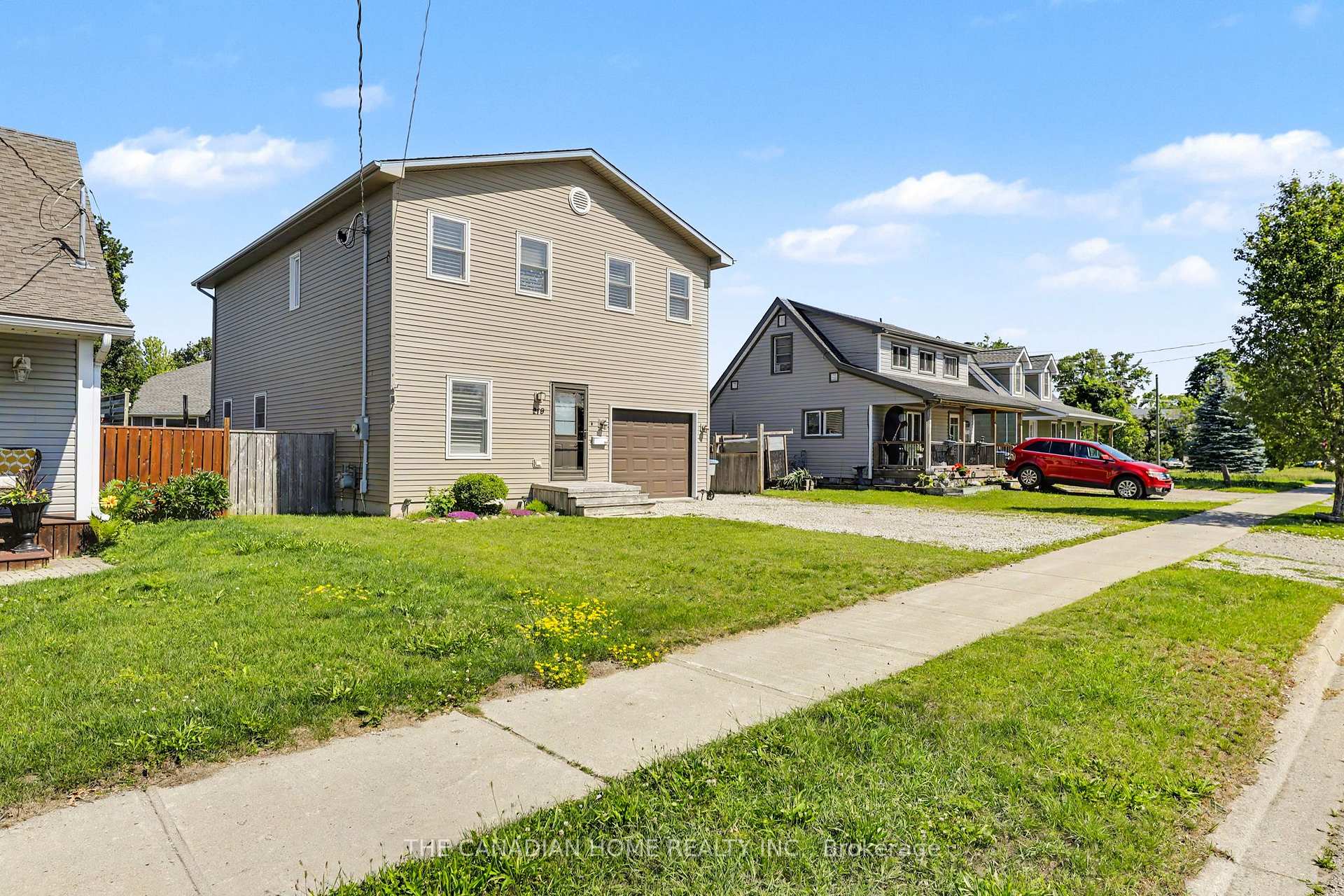 Photo 2 of 219 Picton Street E, Goderich, Goderich (Town) — HOMEH