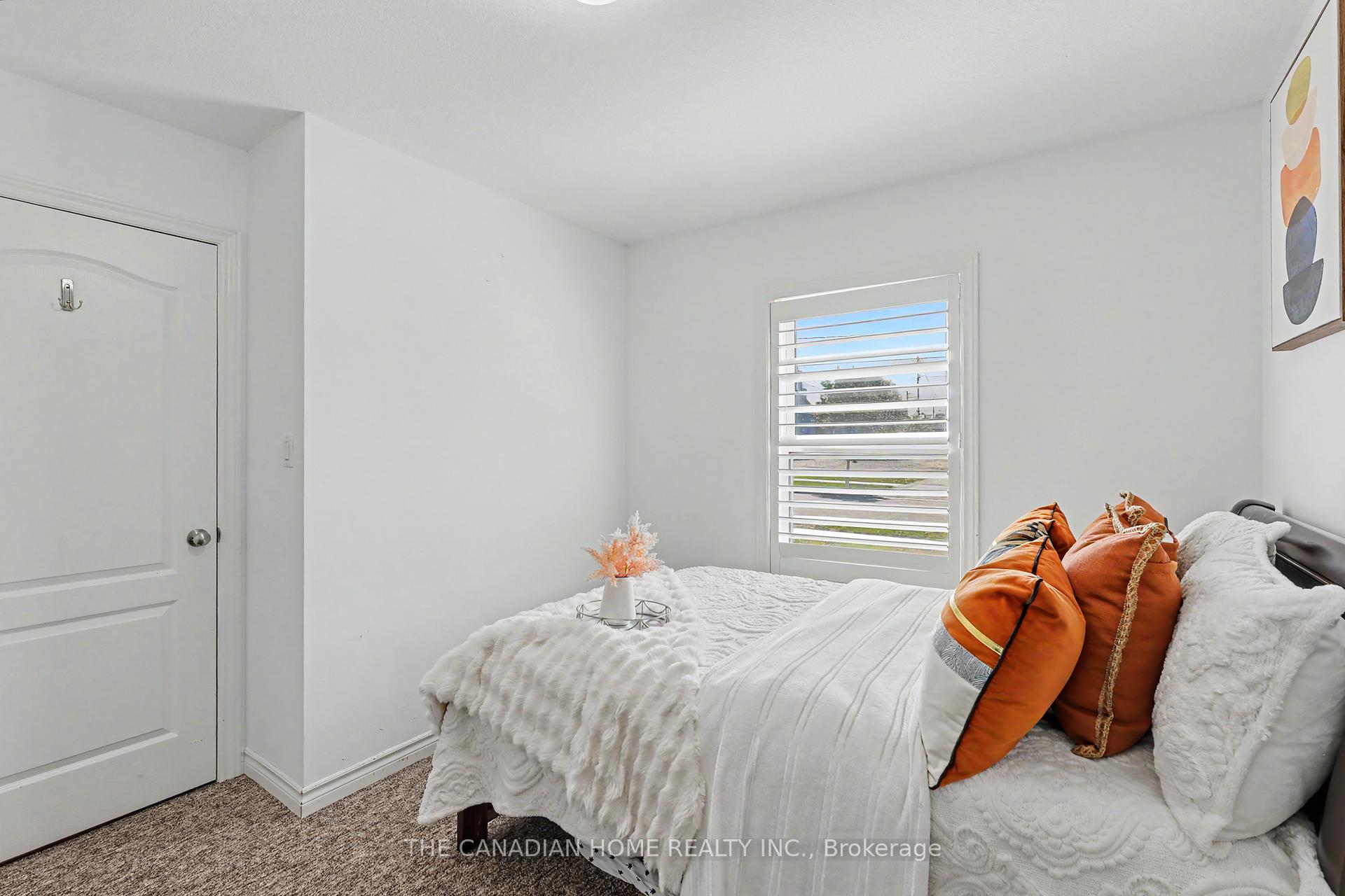Photo 7 of 219 Picton Street E, Goderich, Goderich (Town) — HOMEH