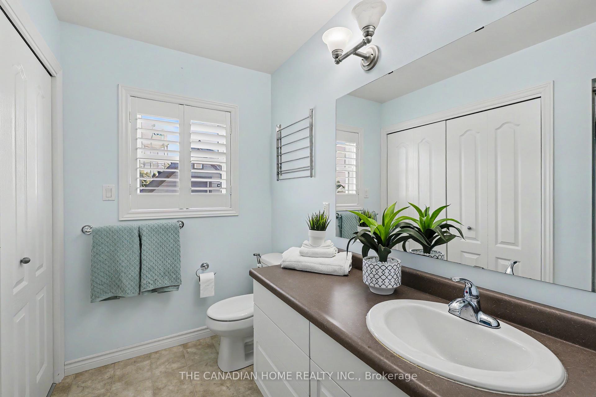Photo 18 of 219 Picton Street E, Goderich, Goderich (Town) — HOMEH